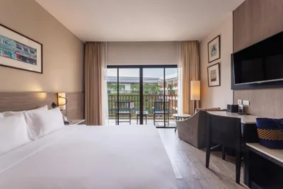 Deluxe con vista sulla piscina — Deevana Plaza Phuket Patong